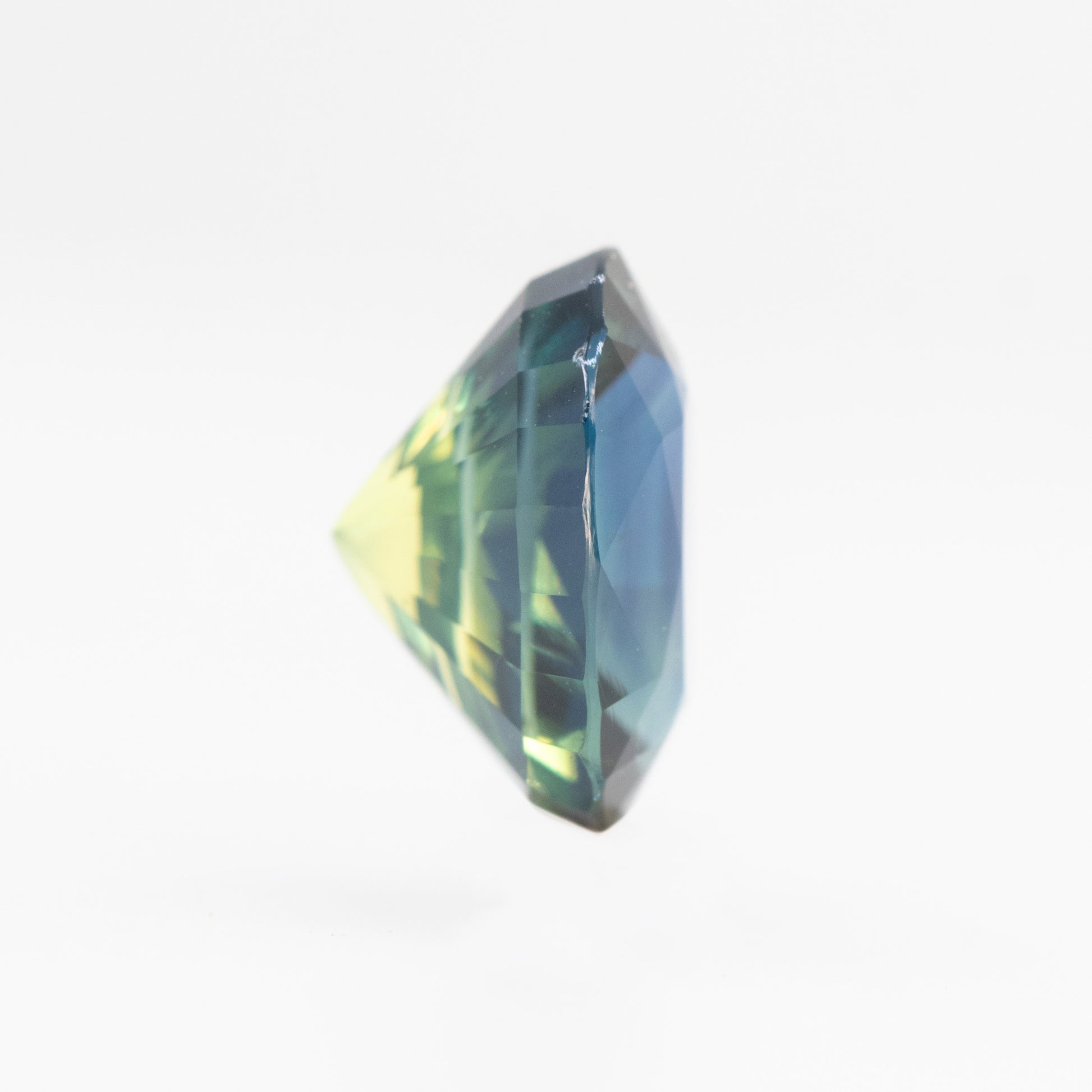 CAELEN (J) 2.07 Carat Bicolor Oval Sapphire for Custom Work - Inventory Code BCOS207 - Midwinter Co. Alternative Bridal Rings and Modern Fine Jewelry