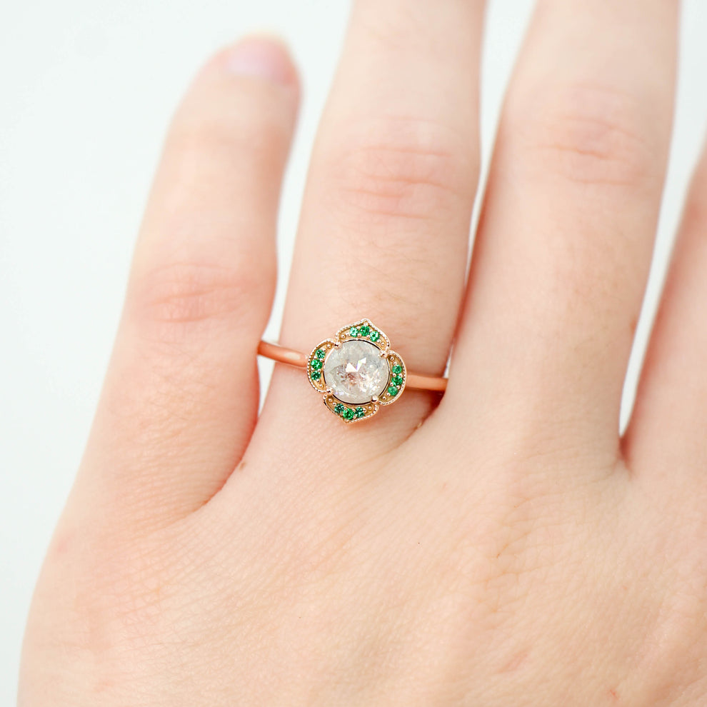 Clementine Ring with a 0.83 Carat Round Misty White Salt and Pepper Di