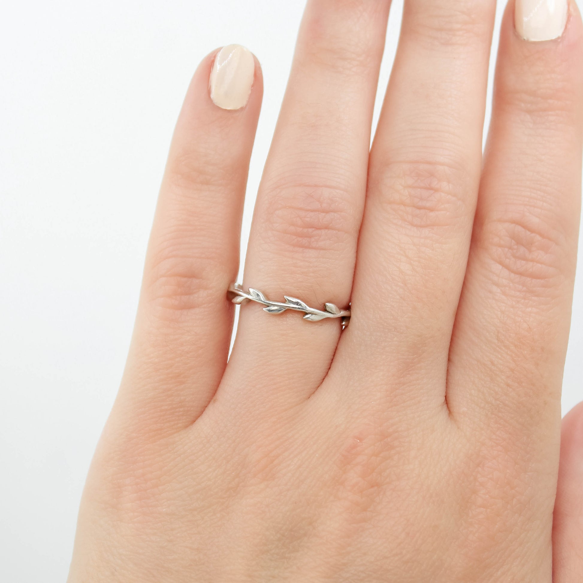 Foliage Band - Midwinter Co. Alternative Bridal Rings and Modern Fine Jewelry