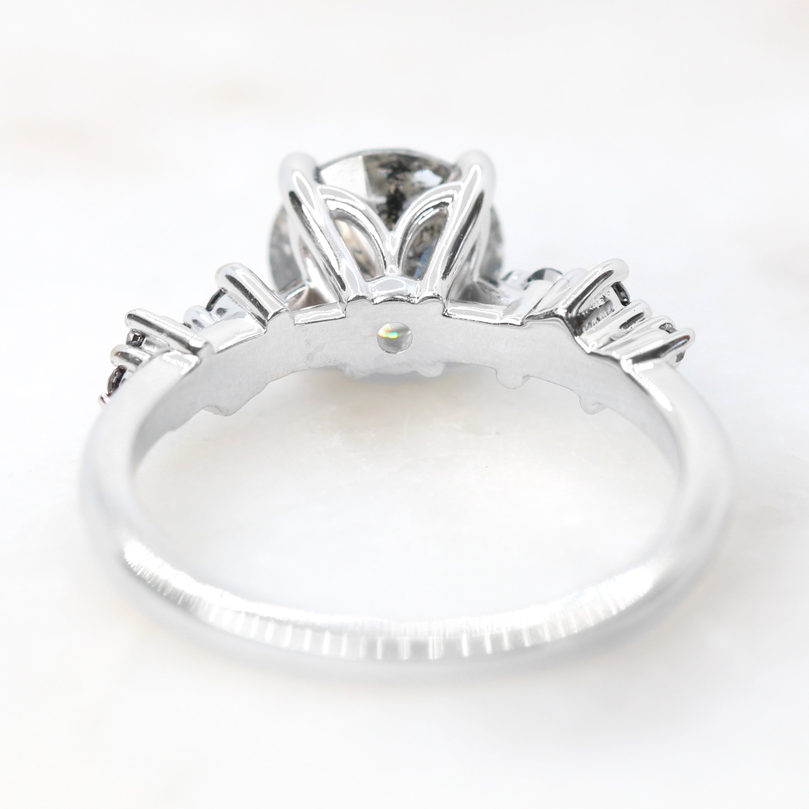 Zealan Ring with a 1.60 Carat Round Black Salt and Pepper