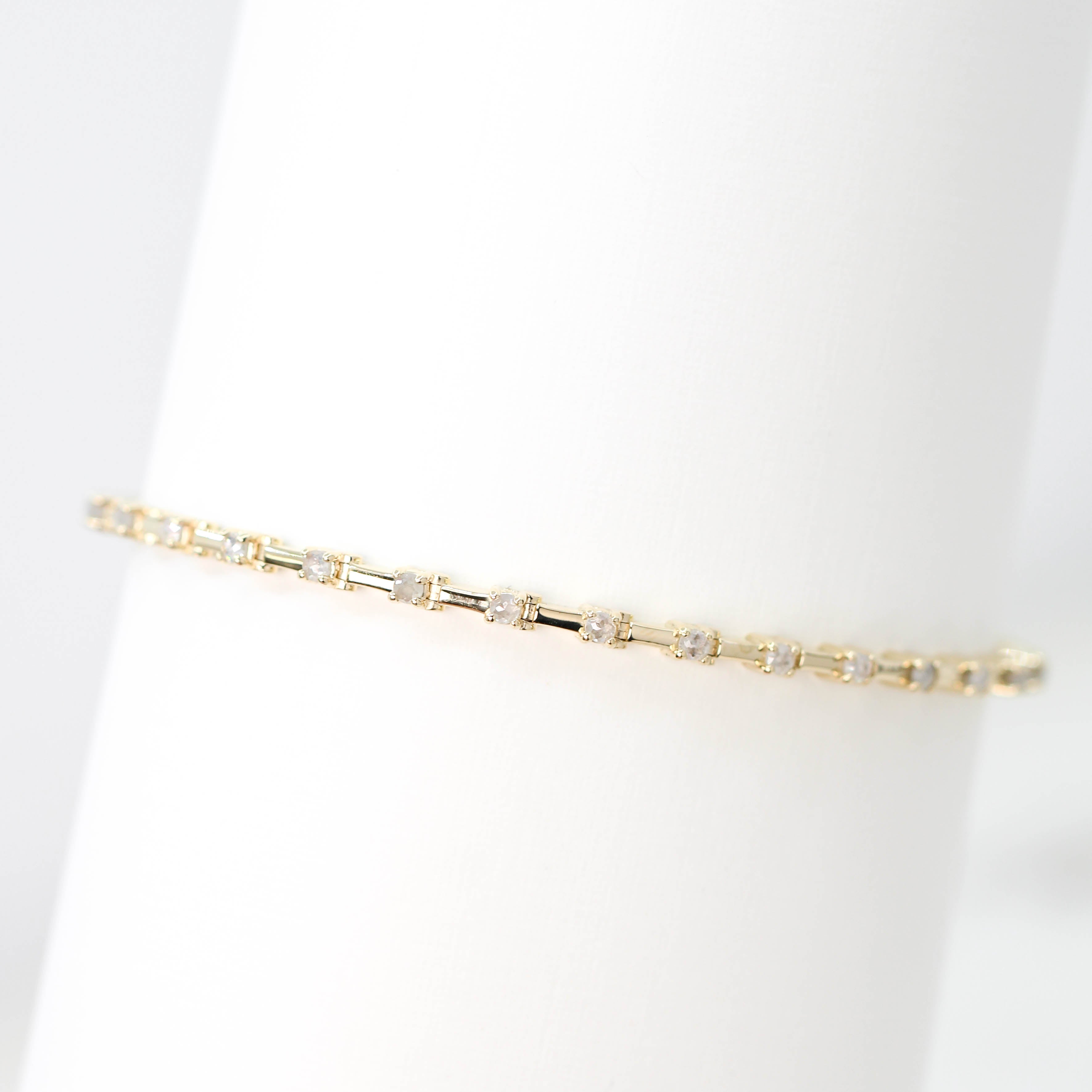Wispy Rose Cut Modern Bar Link Diamond Stacking Bracelet in 14k Yellow Gold