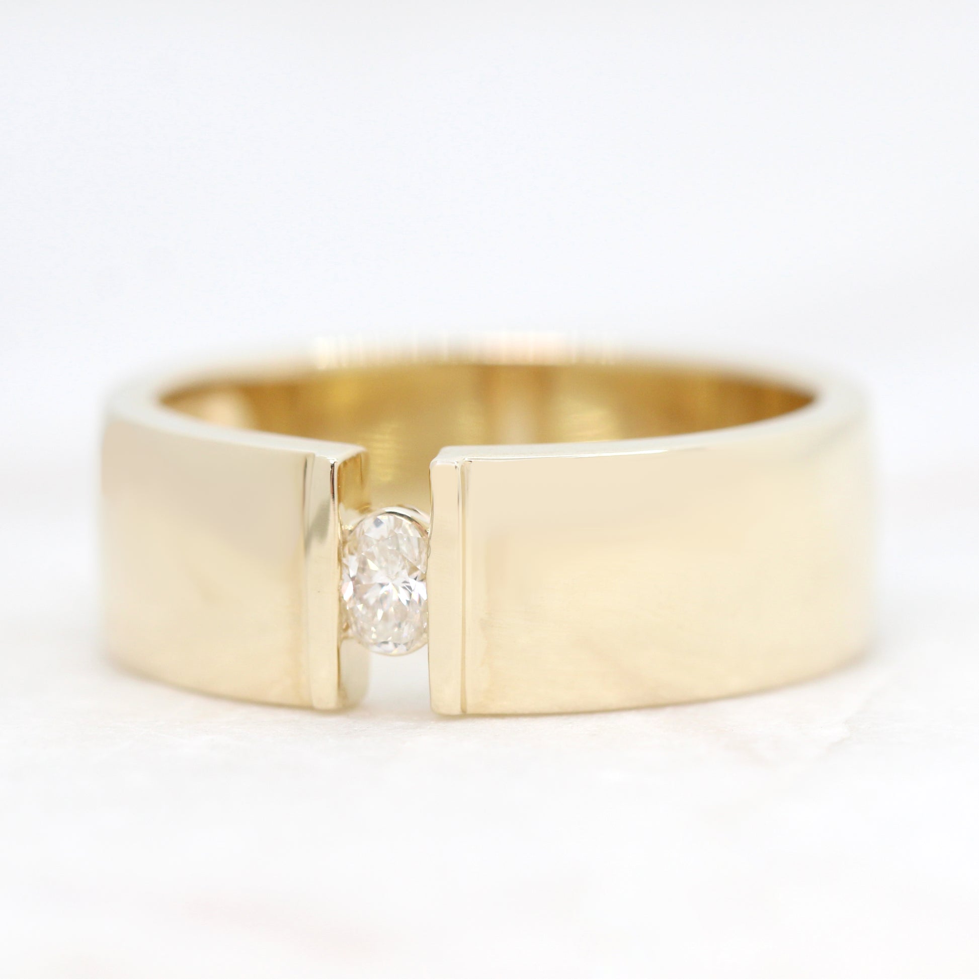 Sawyer - Unisex Diamond Wedding / Anniversary Band in Your Choice of 10k Gold - Midwinter Co. Alternative Bridal Rings and Modern Fine Jewelry