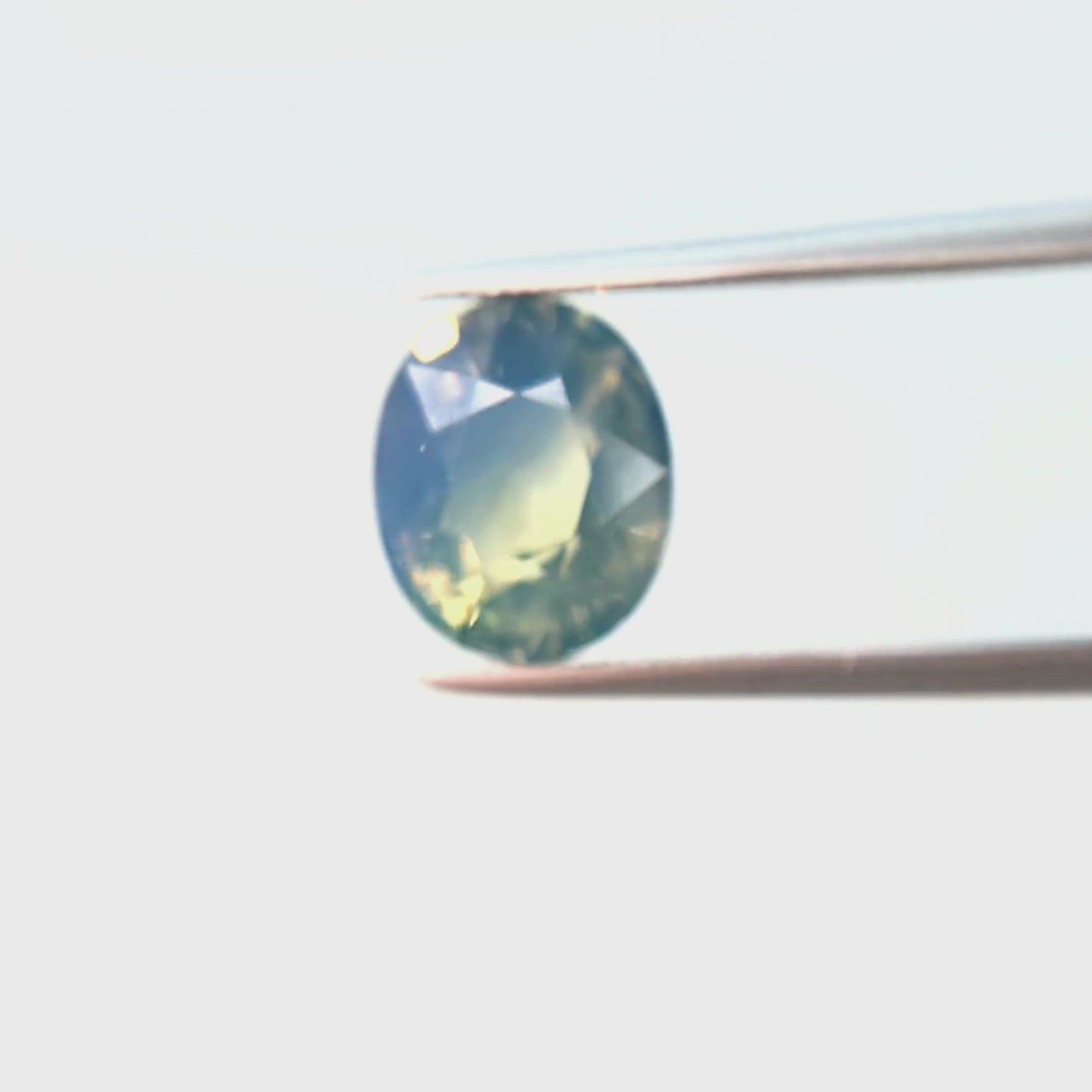 3.05 Carat Multicolor Green, Blue and Yellow Opalescent Oval Sapphire for Custom Work - Inventory Code MCOS305