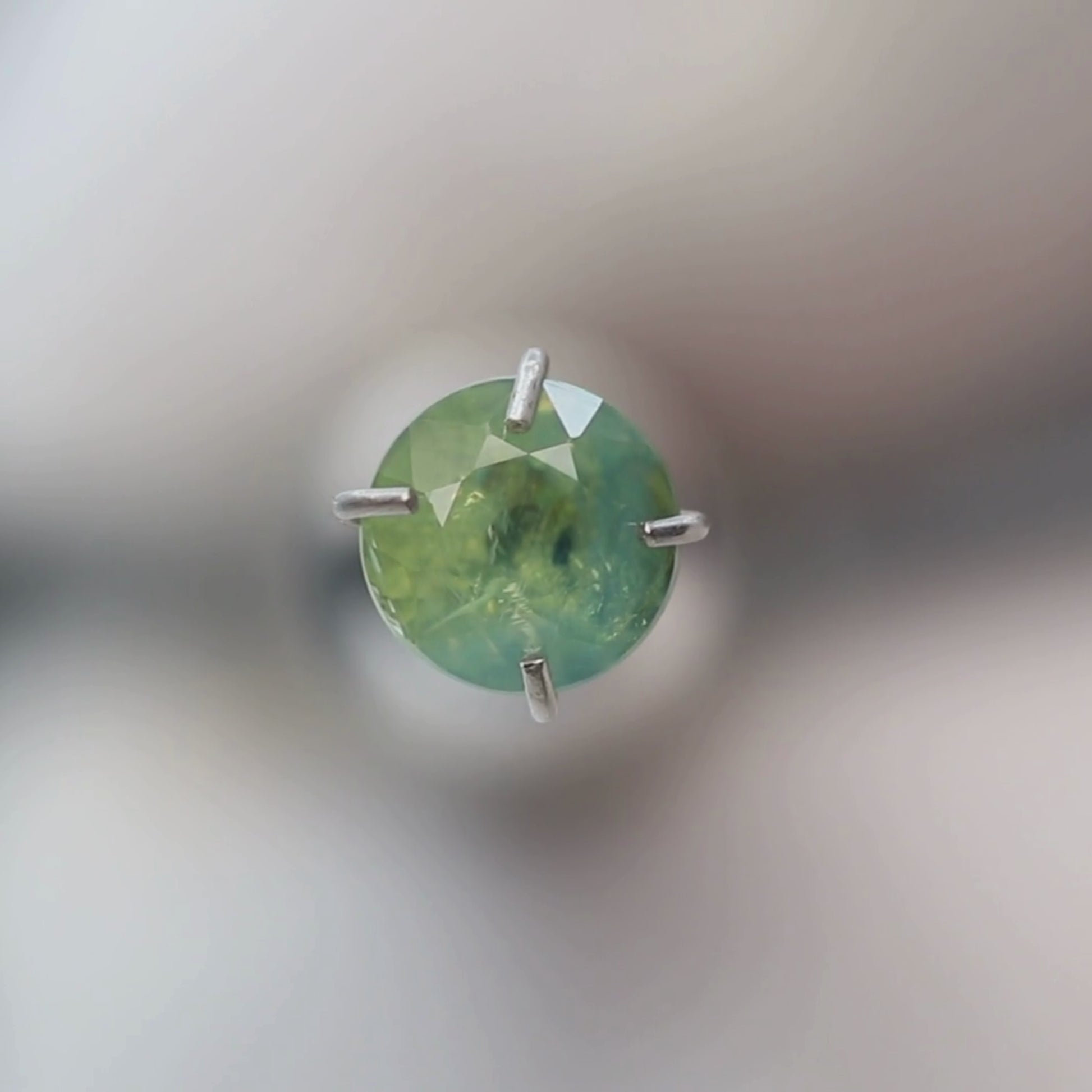 0.85 Carat Bicolor Green and Blue Round Sapphire for Custom Work - Inventory Code BCRS085