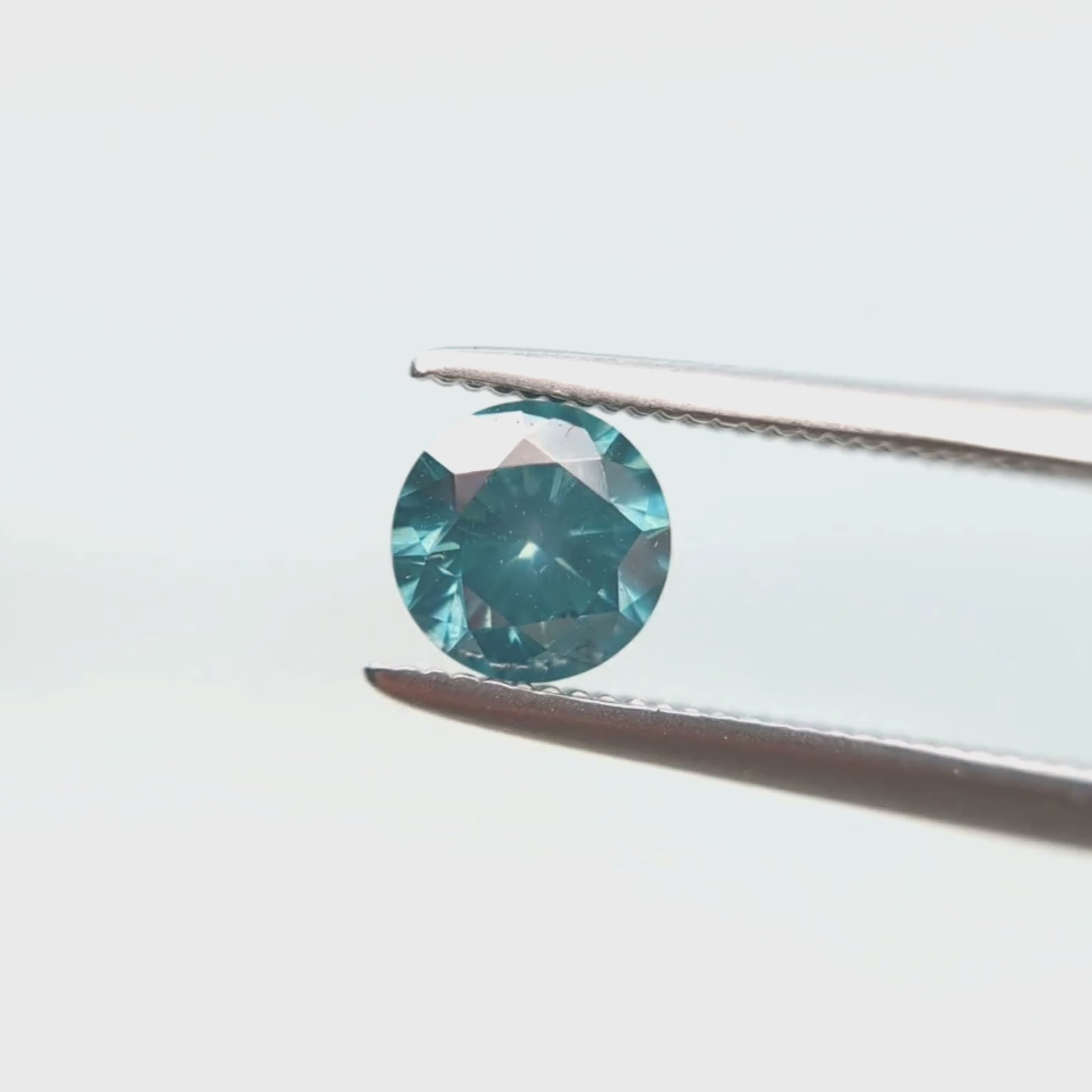 0.53 Carat Teal Round Diamond for Custom Work - Inventory Code SCR053