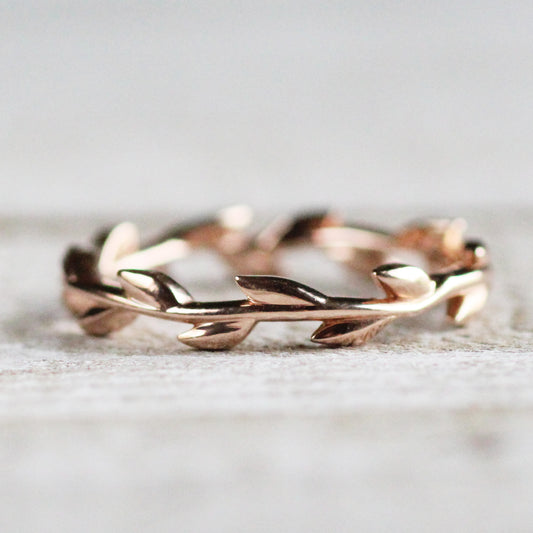 Foliage - Wedding Stacking Band in Your Choice of 14K Gold - Midwinter Co. Alternative Bridal Rings and Modern Fine Jewelry