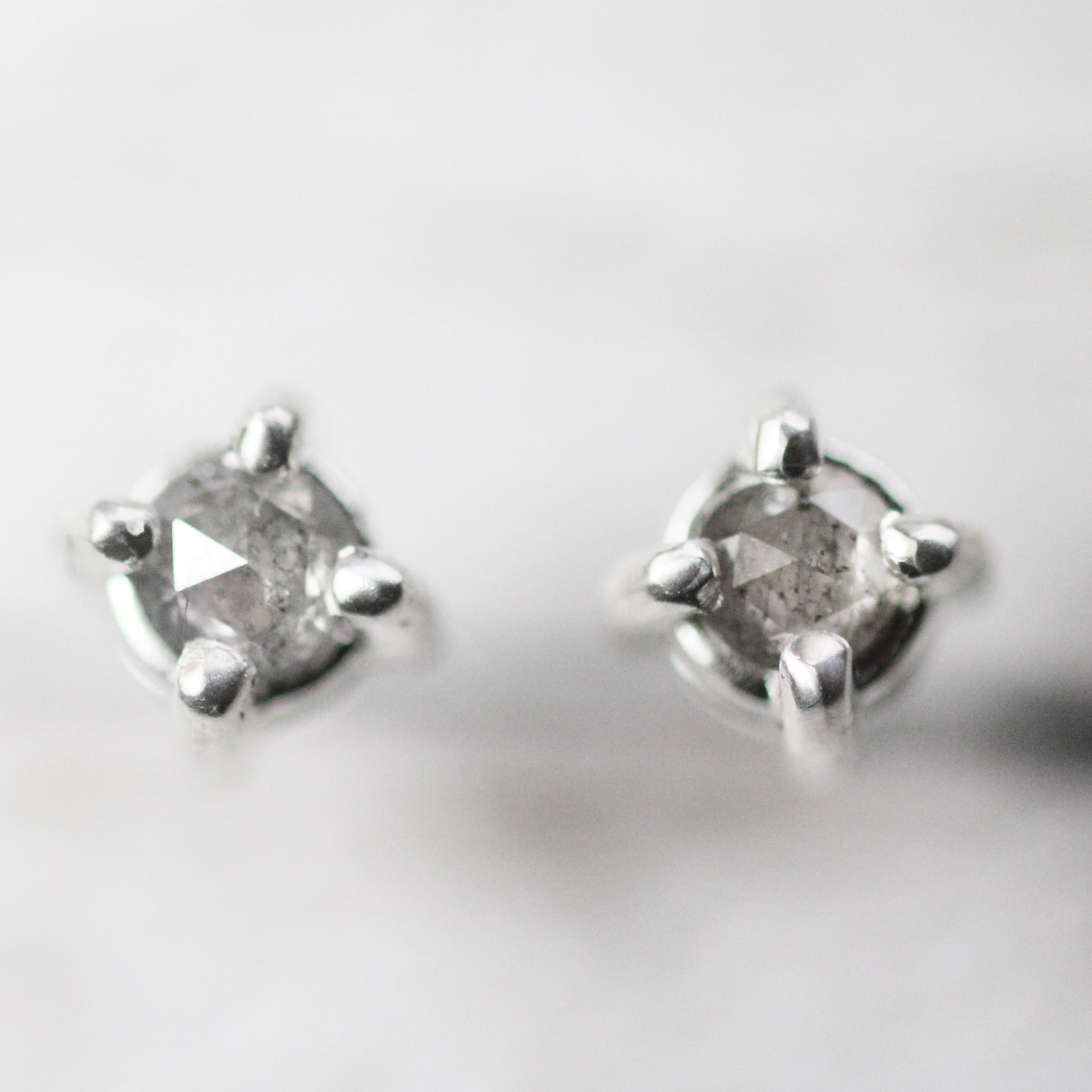 Gray diamond stud earrings Clearance